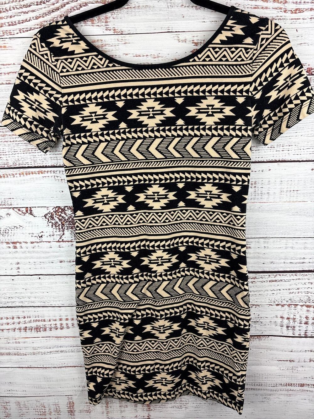 Womens Forever 21 Black Tan Southwest Boho Print Knit T Shirt Bodycon Dress M